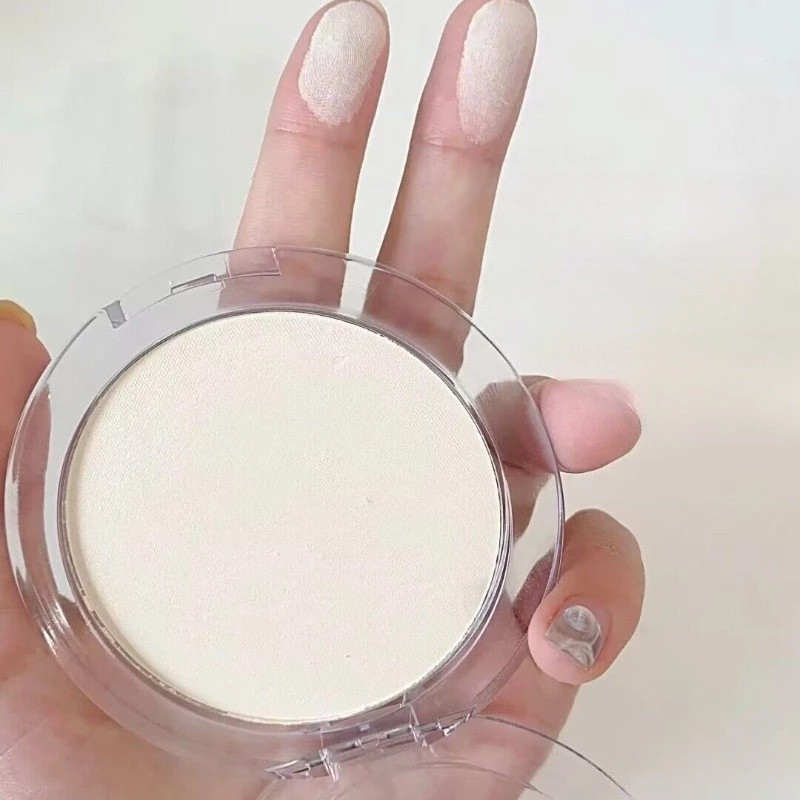 Phấn Phủ Essence Banana Powder 9g – Phấn Chuối Kiềm Dầu, Sáng Da, Cố Định Trang Điểm