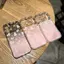 Mó tay bướm bướm mà hồngVỏ bảo vệ Corning phù hợp cho điện màu hoại iPhone 16/17 Pro