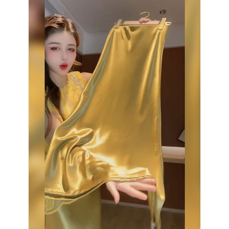 Váy đuôi cá cao cấp màu vàng băng lụa, chất liệu satin acetate, phong cách mới cho mùa hè