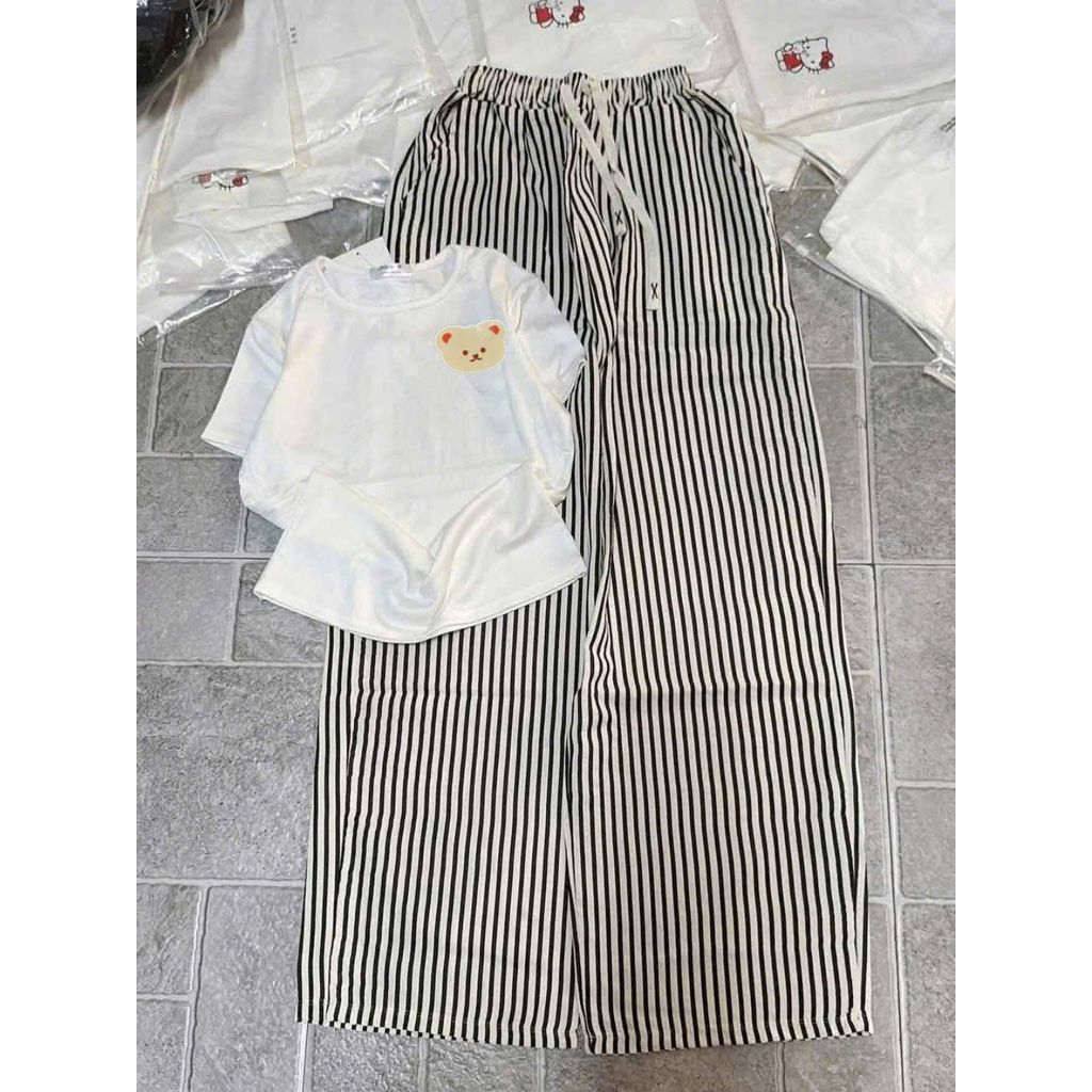sét bộ quần dài kẻ vằn đũi xốp siêu xinh+mix áo Croptop hình gấu dâu in ng ự c chất tăm-chang3158
