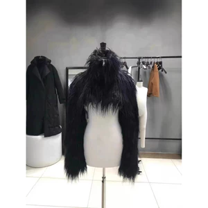 Xuyên Biên Giới đạo cụ Halloween với mũ sừng và áo khoác, làm từ lông nhân tạo siêu ngắn