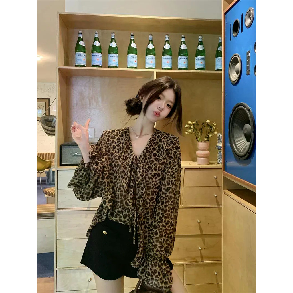 Áo Sơ Mi Nữ Đầu Thu Mới Nguyên Chất Lust Phong Cách Hottie Dây Đeo Cổ Chữ V Xù Da Báo In Rời Giảm Béo Dài Tay Áo Sơ Mi Top Dành Cho Nữ