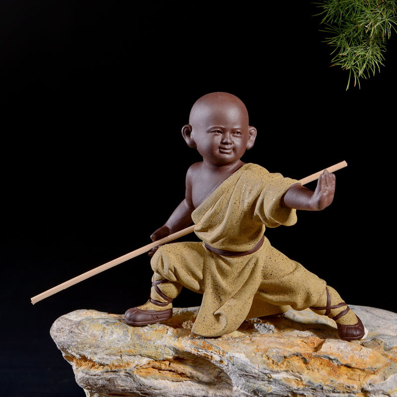 Zisha Trà Thú Cưng Đồ Trang Trí Lớn Kung Fu Kid Gốm Nhân Vật Nhà Sư Nhỏ Thủ Công Trang Trí 26.3.19 WEHU