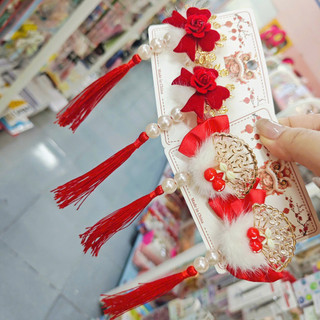 KẸP TÓC TUA RUA ĐỎ DIỆN TẾT DUYÊN DÁNG PHONG CÁCH TRUYỀN THỐNG ĐÍNH HOA NGỌC NỔI BẬT MAY MẮN