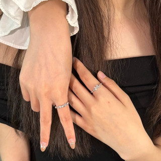 Nhẫn Zircon Sang Trọng Với Ánh Sáng Hấp Dẫn, Phù Hợp Cho Bạn Gái