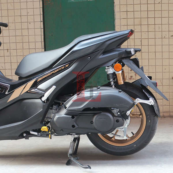 Chắn bùn sau có thể điều chỉnh được cho Yamaha AEROSPORTS X NVX155