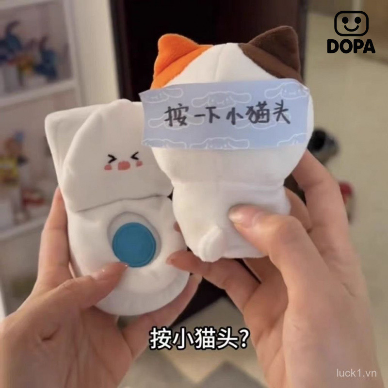 Bán chạy Sách Đỏ Nhỏ Cùng Phong Cách Vệ Sinh Búp Bê Mèo Báo Chí Vui Nhộn Âm Thanh Búp Bê Mèo Đồ Chơi Tricky Sáng Tạo Shit Mèo Sang Trọng Quyến Rũ Bất Ngờ Kitty Sang Trọng Đồ Chơi Quà Tặng