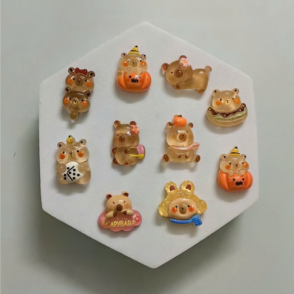 CHARM PHÁT SÁNG CAPYBARA -CHARM GẮN DÉP CAPYBARA SIÊU HOT