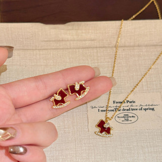 Vòng cổ màu đỏ zircon và bông tai cung hoàng đạo - Bộ trang sức sang trọng cho lễ hội