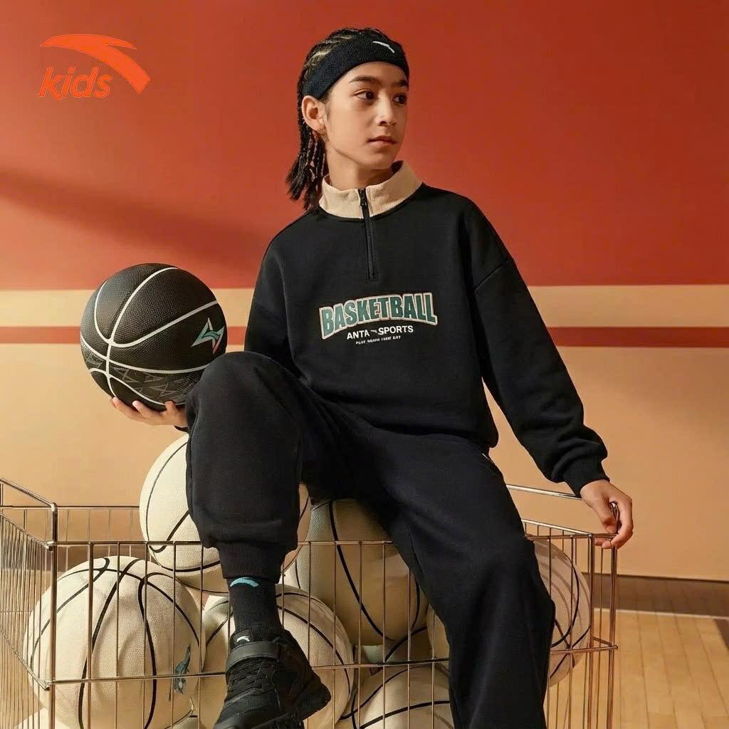ANTA Kids Áo Nỉ Sweater Bóng Rổ Bé Trai Cổ Đứng Khóa Kéo, Form Loose, Lót Nỉ Giữ Ấm 352541719U