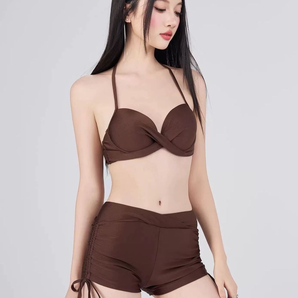 Mới Bikini Ba Mảnh Cho Ngày Hè, Thiết Kế Kín Dáng Với Tay Dài Phù Hợp Đi Biển