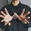 Vòng cổ thép titan mặt trời thần, mặt dây chuyền nam phù hợp với style hip-hop và áo len