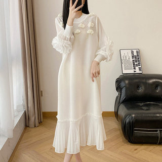 Đầm Miyake mùa hè phong cách mới với họa tiết lá sen và hoa ba chiều