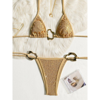 Đồ bơi nữ kiểu nàng tiên cá màu vàng, thiết kế bikini hai mảnh có dây không đều và chi tiết kim loại.