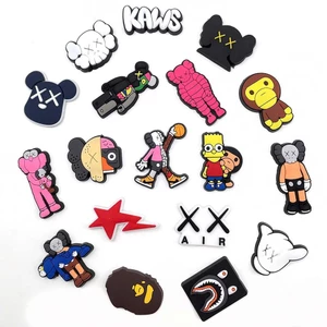 - Set Charm hottrend: Charm Art Toy XX – Charm Gắn Dép Siêu Cá Tính Hot Trend