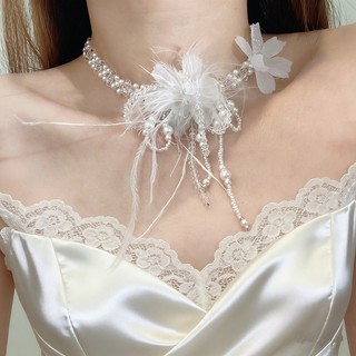 Vòng Cổ Hoa Cô Dâu với Lông Vũ Trắng và Ngọc Trai