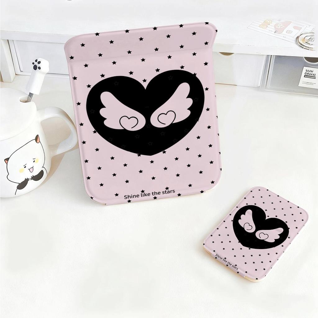 Lời bài hát: Pink Heart Black Wings Gương Phụ Kiện Gập Nhỏ Gọn, Quà Tặng BạnBèSiêuĐẹp