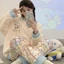 Cửa Hàng Bộ Đồ Ngủ Nữ Thu Đông Flannel Ren Dây Rút Áo Chui Đầu Hoạt Hình Lông Cừu Dày Ấm Áp Phong Cách Truyện Tranh Thêu Homewear Bộ