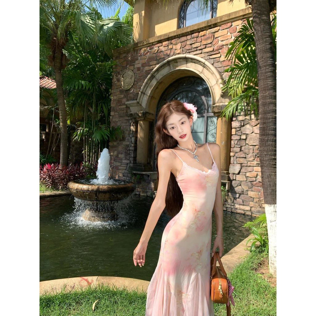 Hoa Slim-fit Sling Dress Mùa Hè 2026 - Thoải Mái và Thời Trang