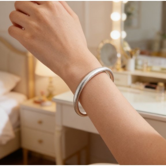 Thời trang khí chất rắn vòng đeo tay nữ bạc cổ