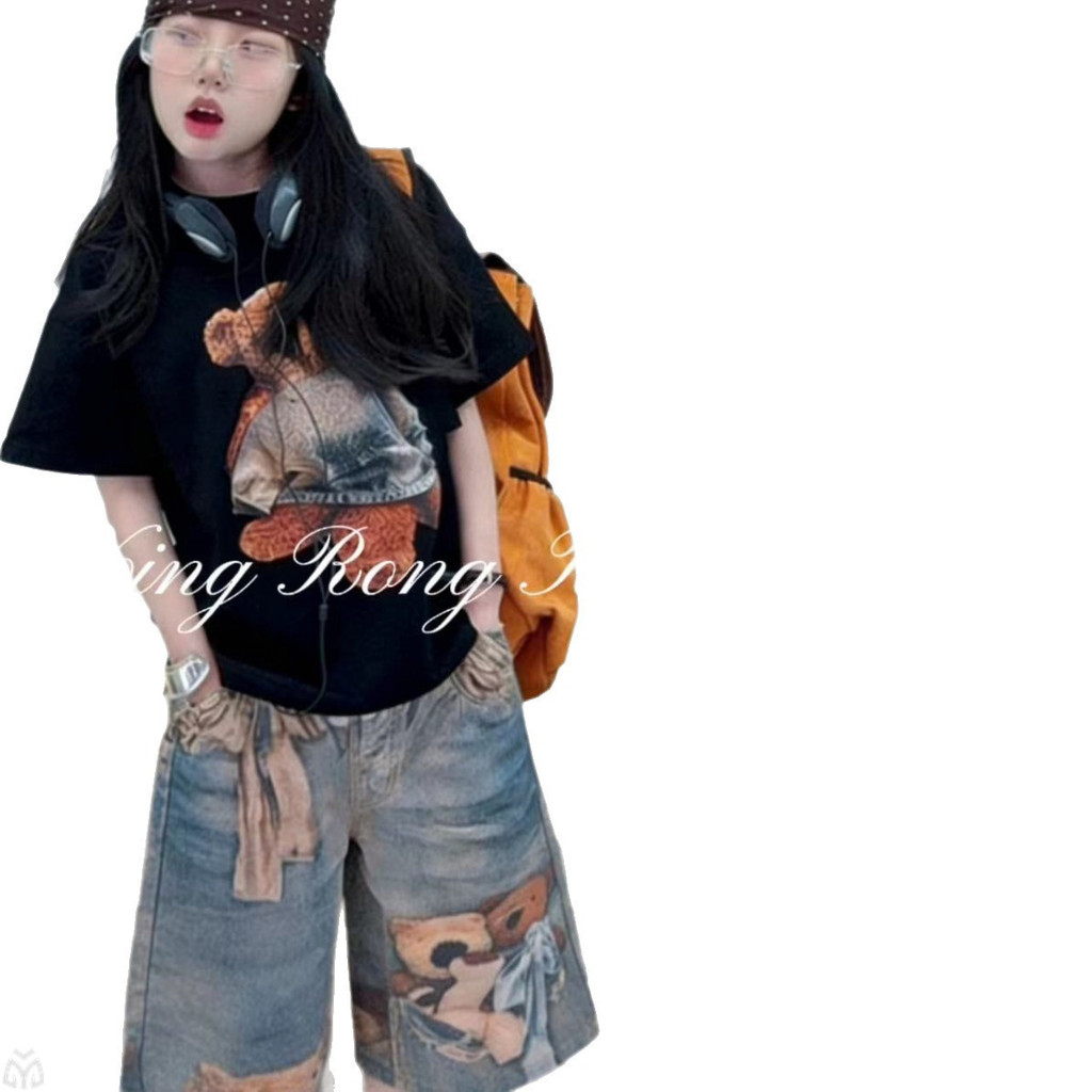 Quần giữa Denim bé gái mùa hè 2026 Phong cách mới cho trẻ em Quần short in hình gấu kỹ thuật số