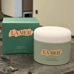 Kem dưỡng thể LAMER 300ml Sửa chữa, khô, dưỡng ẩm và dưỡng ẩm