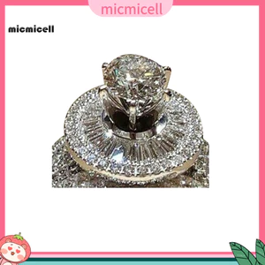 Một Bộ 2 Chiếc Nhẫn Đính Hôn Phong Cách Thời Trang Với đá Nhân Tạo Cubic Zirconia