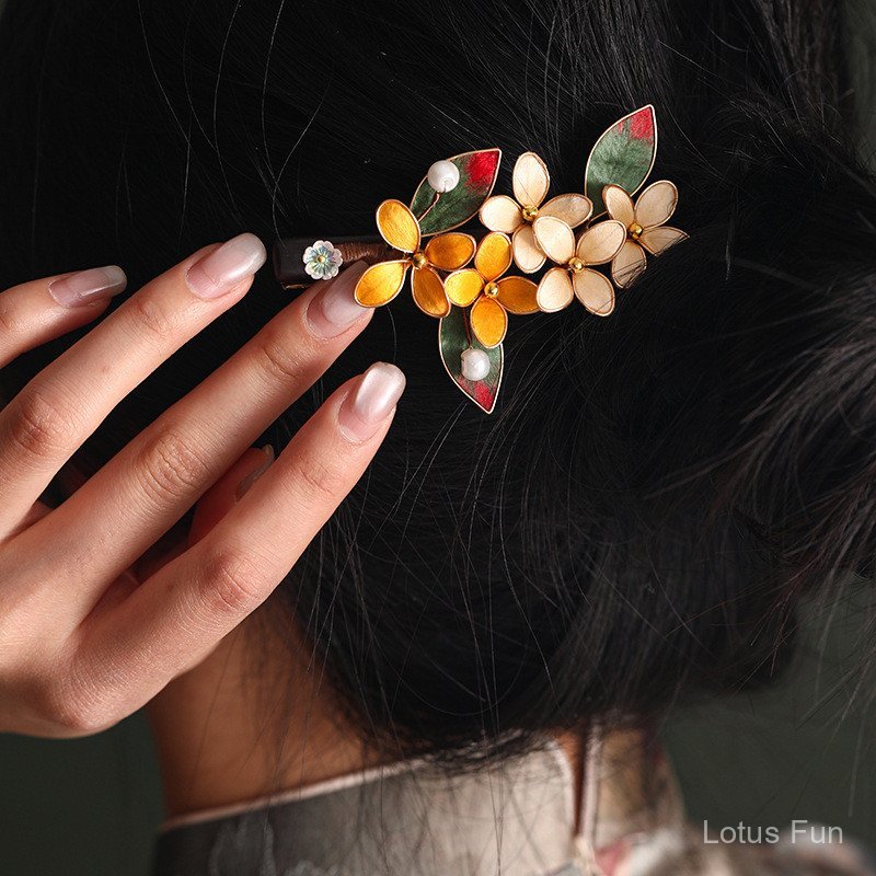 Kẹp Tóc Handmade Từ Gỗ Đàn Hương Cổ Điển Với Họa Tiết Nhung Filigree - Phù Hợp Cho Trang Phục Hanfu Và Phong Cách Trung Quốc