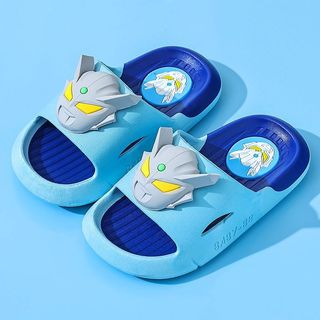 Dép cho bé Ultraman Zero – Đế êm chống trượt, phong cách siêu nhân mạnh mẽ cho mùa hè