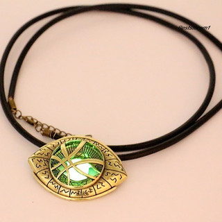 Cặp mặt dây chuyền dạ quang phát sáng trong bóng tối - Mắt của Agamotto, phù hợp làm quà tặng cho nam và nữ