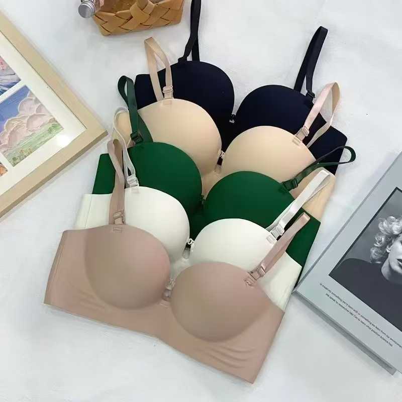 Máy Ngực Thời Trang Với Khóa Đẩy Lên Không Khung, Phong Cách Dày Và Palm Cup