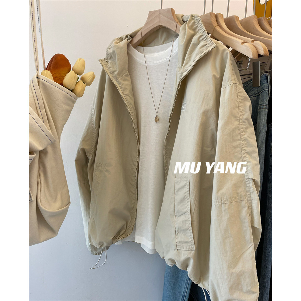 Áo khoác cổ đứng thêu cho nữ, vừa vặn, nhẹ với dây rút và dây kéo, phù hợp chống nắng