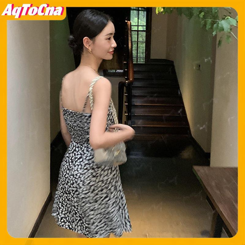 Đầm dây thắt lưng nữ cổ vuông tay ngắn, hoạ tiết hoa mini phong cách độc đáo, phù hợp mùa hè