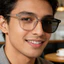 Kính cận thị photochromic thiết kế mỏng, mặt kính lớn, xuất xứ Hàn Quốc