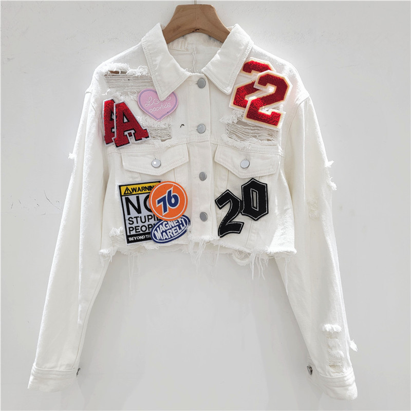 Áo Khoác Denim Phong Cách Retro Xuân Thu Mới với Huy Hiệu Dán Nhãn, Thời Trang Đường Phố