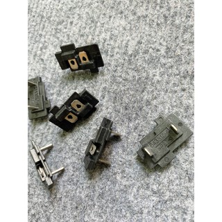 Đế gài pin TD022D/ DF012D/ CL100 Makita 643817-4