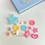 Set Charm Gấu Dâu và Ngôi Sao xanh Pastel Cute Kawaii Mini – Charm Nút Áo Tim Ngôi Sao Màu Sắc Trang Trí Dép