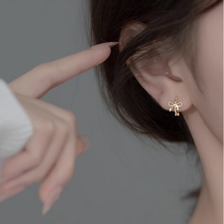 Bướm Nơ Tròn Bông Tai Mini Màu Vàng Không Gây Dị Ứng Cho Bé Gái