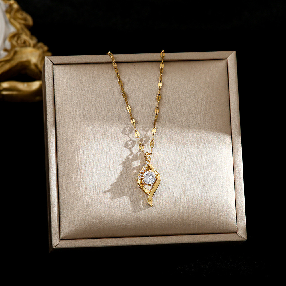 Trâm Cài và Mặt Dây Chuyền Titan Zircon Pha Lệ Đa Năng