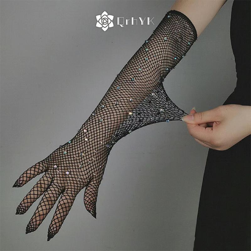 Găng tay thời trang nữ với đá lấp lánh và chất liệu lưới đàn hồi