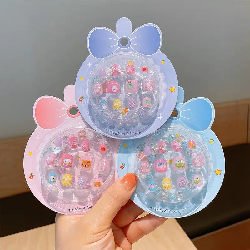 Đầu móng tay cho trẻ em Móng tay có thể đeo được Ngắn trong suốt Handmade DIY Miếng dán móng tay có thể đeo được Bộ dán móng tay có thể tháo rời