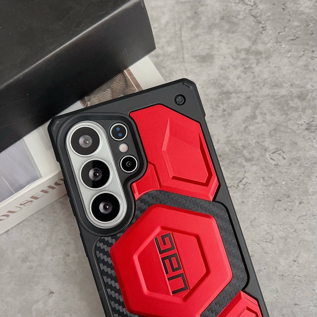 Ốp lưng UAG The Monarch Pro sợi Carbon cho Samsung S26/S25/S24/S23, từ tính, chống sốc