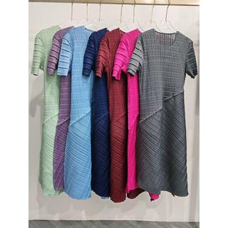 Váy Miyake Nữ Mùa Hè Thiết Kế Cao Cấp Cảm Thấy Rời Cổ Tròn Tay Ngắn Tính Khí Không Đều Thanh Lịch Giữa Chiều Dài Váy