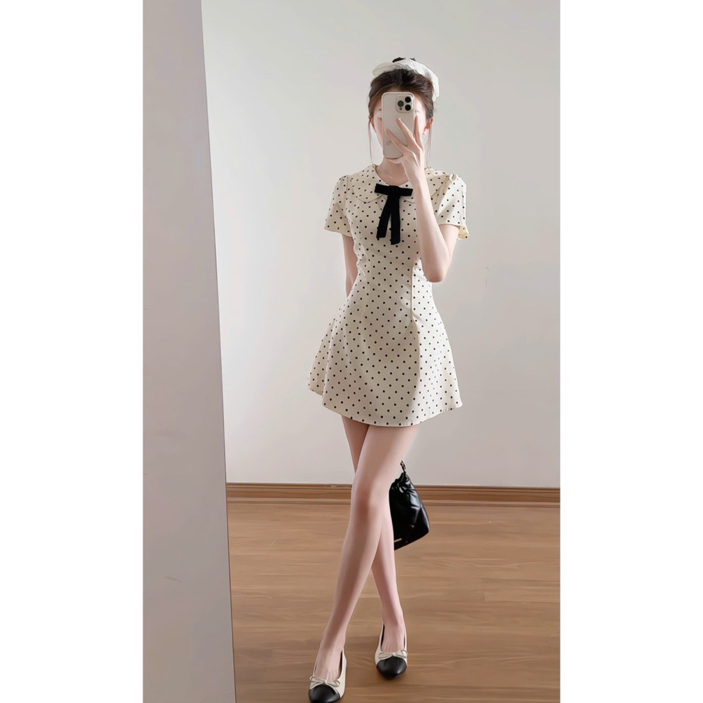 Váy ngắn tay cổ sen đính nơ họa tiết chấm bi chiết eo nhẹ nhàng dáng xòe dáng ngắn - VA002 TL.Online Shop