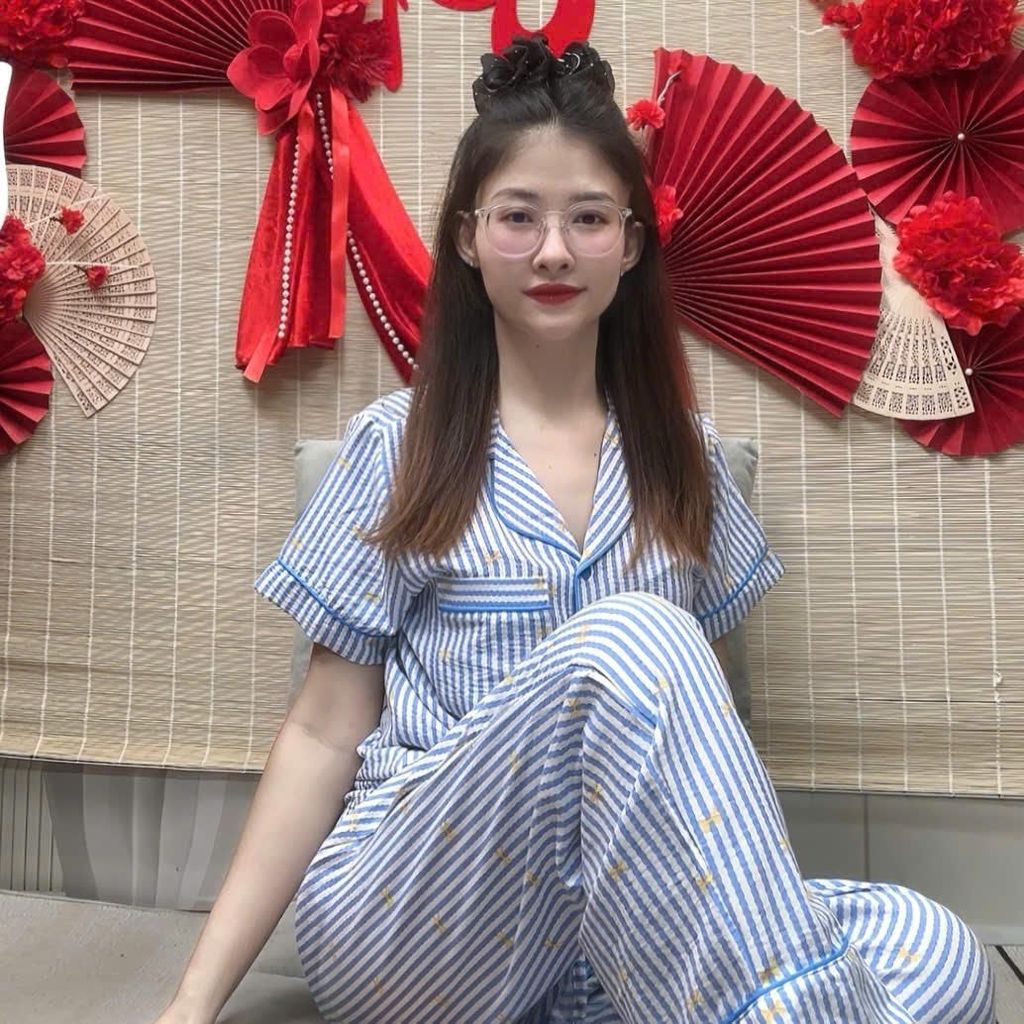 Set Bộ Pyjama Tay Ngắn Quần Dài Vải Cotton Hàn Cao Cấp Cho Khách Từ 45 -> 69kg Chất Liệu Mềm Mịn Thấm Hút Mồ Hôi Tốt