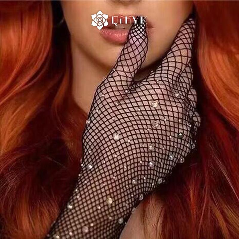 Găng tay thời trang nữ với đá lấp lánh và chất liệu lưới đàn hồi