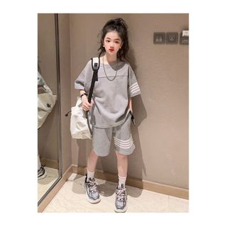 Set thể thao bé gái form rộng – Áo thun quần short mặc hè năng động