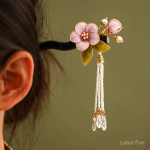 Kẹp Tóc Phong Cách Trung Hoa Mới với Họa Tiết Hoa Nhung Lụa và Gỗ Đàn Hương -Accessory Thời Trang Cho Hanfu
