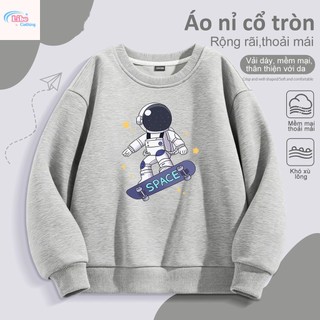 Áo nỉ in hình hoạt hình dễ thương một mặt dành cho bé trai, kiểu dáng cổ tròn thoải mái.