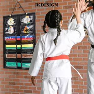 Đế trưng bày đai Karate JKDESIGN, Đế trưng bày đai Taekwondo cầm tay nhẹ, có thanh treo huy chương Túi treo nỉ Giá lưu trữ Quà tặng